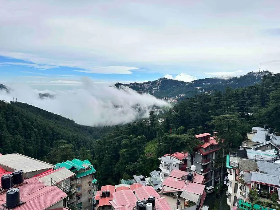 The Misty Pines Inn Shimla 0*,