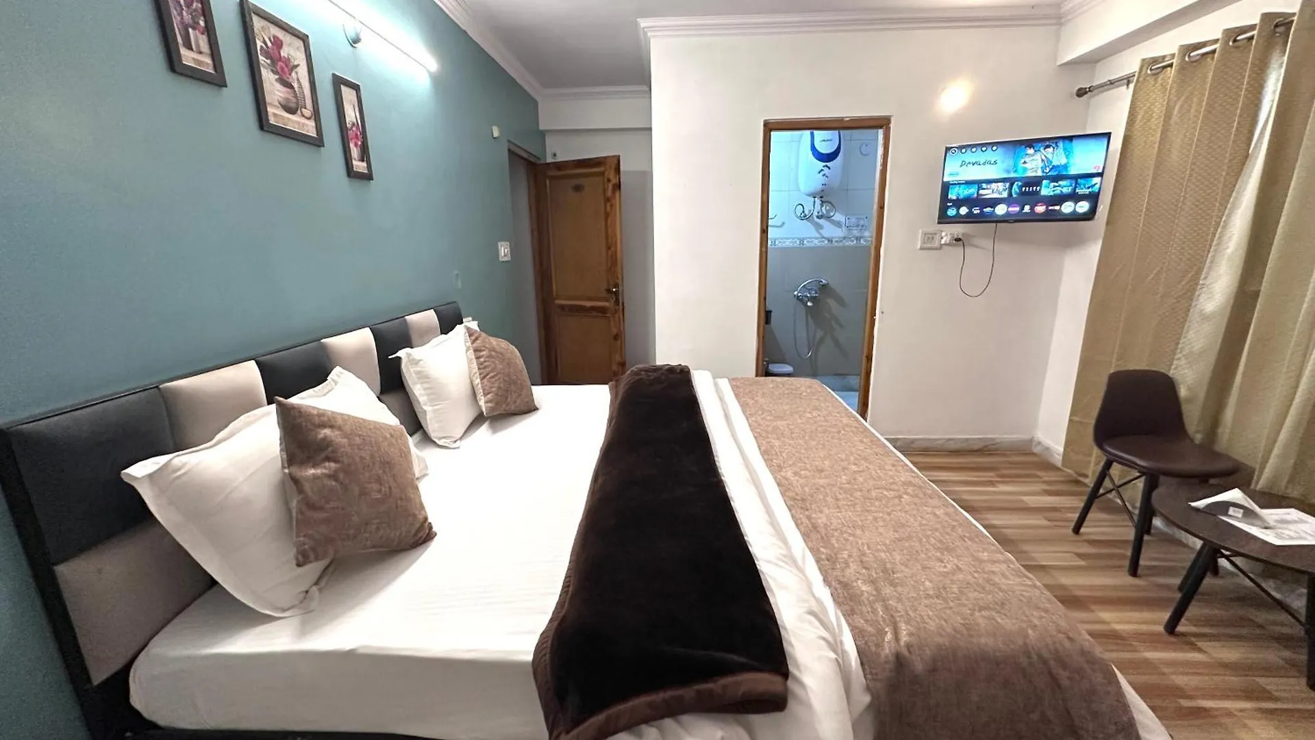 The Misty Pines Inn Shimla India