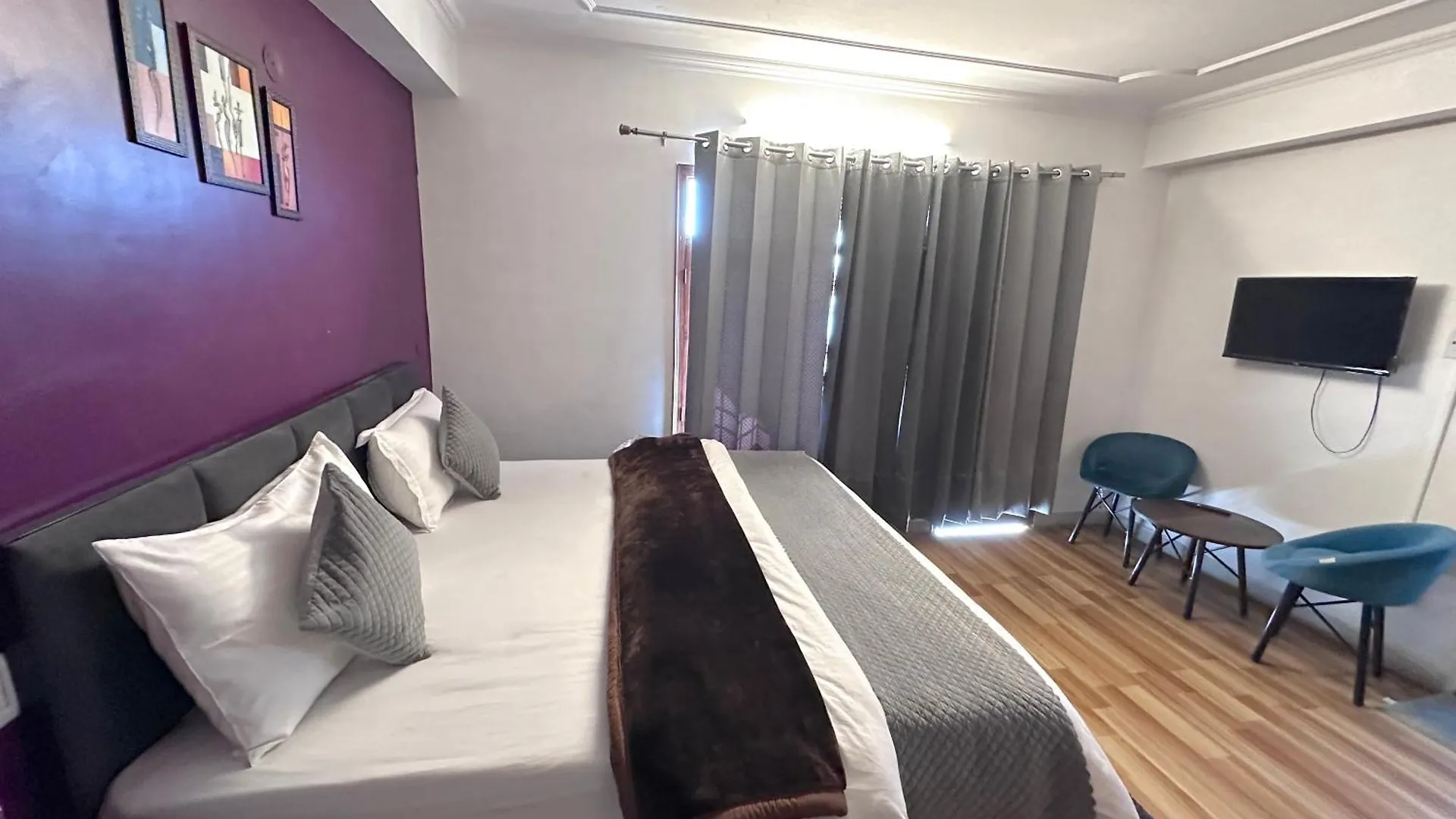 The Misty Pines Inn Shimla 0*,  India